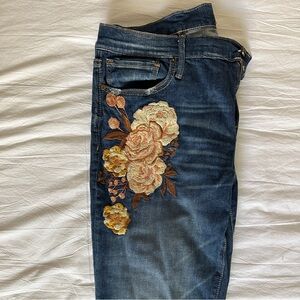 Driftwood Sundance Free People Embroidered Eva
Flare Jeans Dark Wash Size 32